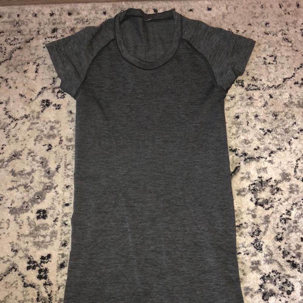 Women’s lululemon Swiftly Tech Short Sleeve Crew